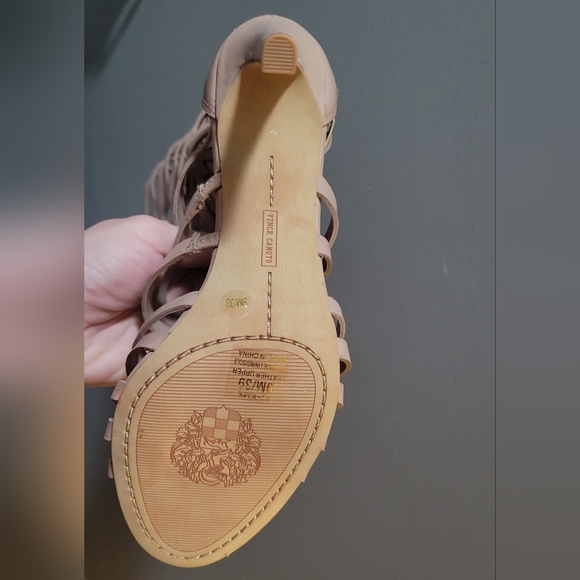 BRAND NEW VINCE CAMUTO KASE GLADIATOR HEELS - Picture 6 of 9